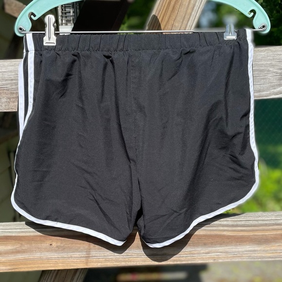 Adidas shorts - Picture 2 of 2